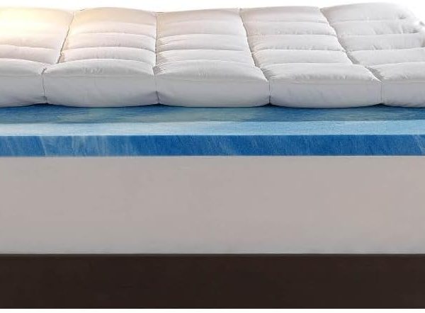Sleep Innovations Dual Layer 10.16 cm Memory Foam Mattress Topper, Twin Size, Medium Support, 5.08 cm Cooling Gel Memory Foam Plus 5.08 cm Pillow Top Cover