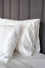 Cocoon Bedding - 100% Pure Mulberry Silk Pillow Case - Luxurious Indulgence - Image 6