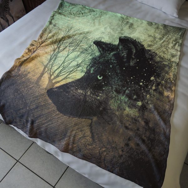 Black Wolf Fleece Blanket