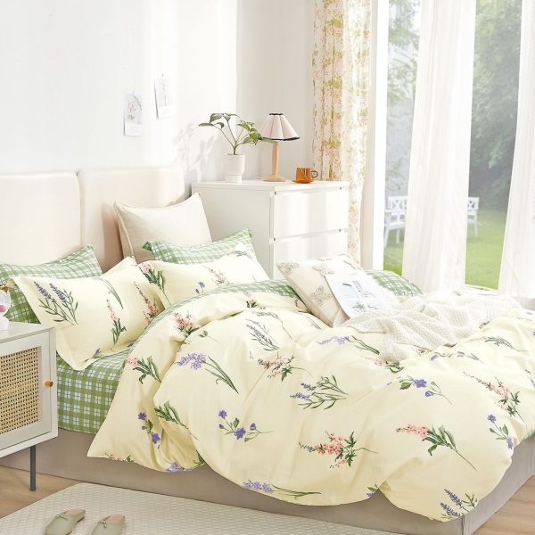 Linen Boutique - Duvet Cover Set 100% Cotton 200TC - Floral CornsilkGreen - Three Quarter
