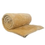 Aranda Hotel Signature Collection Blanket