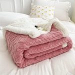 Wool Geometric Winter Queen Blanket - Image 5