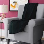 Luxurious Suede Microfiber Fleece Throw Blanket - 150x180cm - Image 4