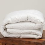 Queen-Hotel-Quality Hypoallergenic Microfiber Duvet Inner , 100% cotton - Image 2