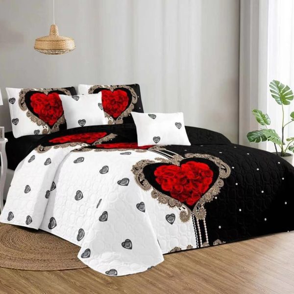 5 Piece Quilt Set Heart Bedspread Set